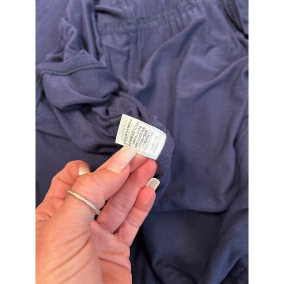 Lane Bryant Sequin Peplum Top  Short Sleeve plus Size 22/24 navy blue sparkly - Picture 7 of 9